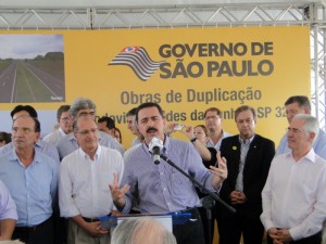 Deputado Itamar Borges, em Votuporanga, no início das obras da Rodovia Euclides da Cunha