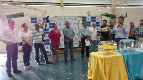 População de Parisi participa do sorteio de 90 casas populares   