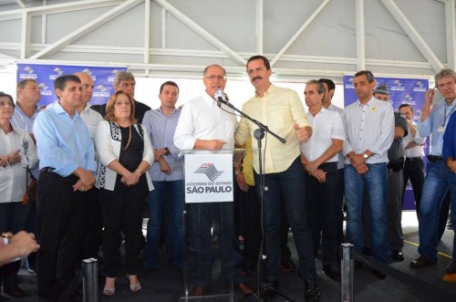 12401027_556764401146438_8165598623129330035_n