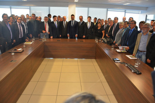 33738485144_84af518a39_z