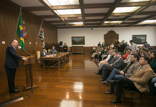 ASSINATURA DE CONVÊNIOS COM  INSTITUIÇÕES SOCIAIS E MUNICÍPIOS,  PARA OS PROJETOS DO  CONDECA – Conselho Estadual da Criança e do Adolescente