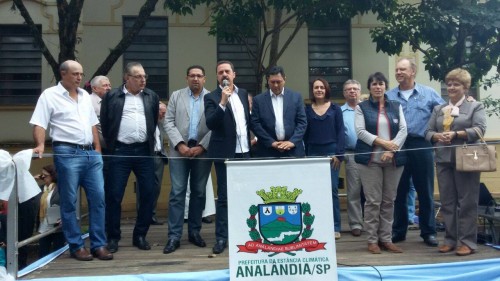 19238167_833658090123733_5068063171191198221_o