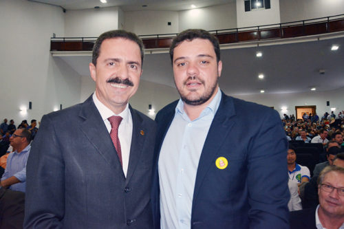 Pederneiras recebe recurso para compra de caminhão coletor e compactador de lixo