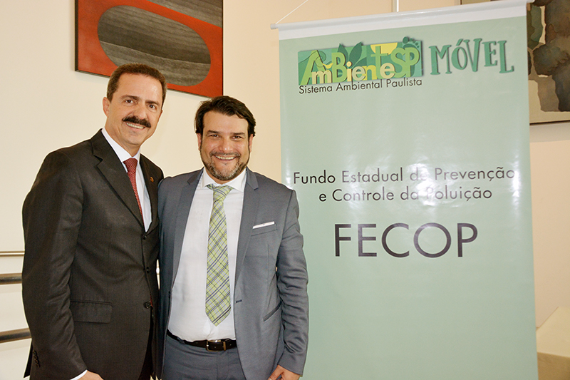 Rubineia recebe recurso para compra de caminhão coletor e compactador de lixo