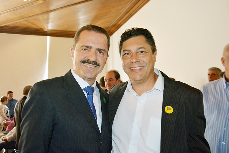 Analândia recebe recursos para recapeamento de vias