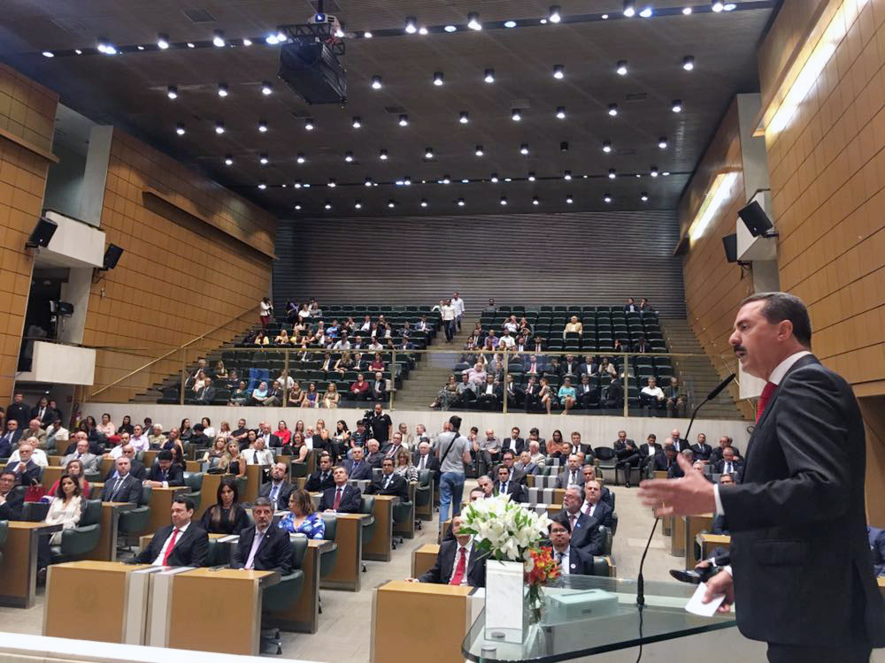 Associação dos Delegados de Polícia empossa nova diretoria