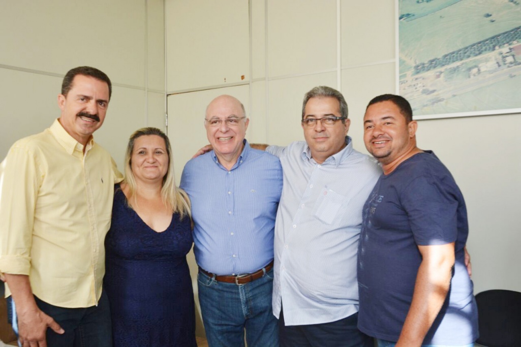 Cooperativa de Produtores Rurais de Magda inaugura Fábrica de Ração