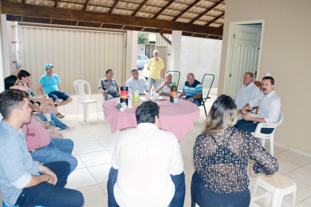 Deputado Itamar Borges visita Monte Azul Paulista