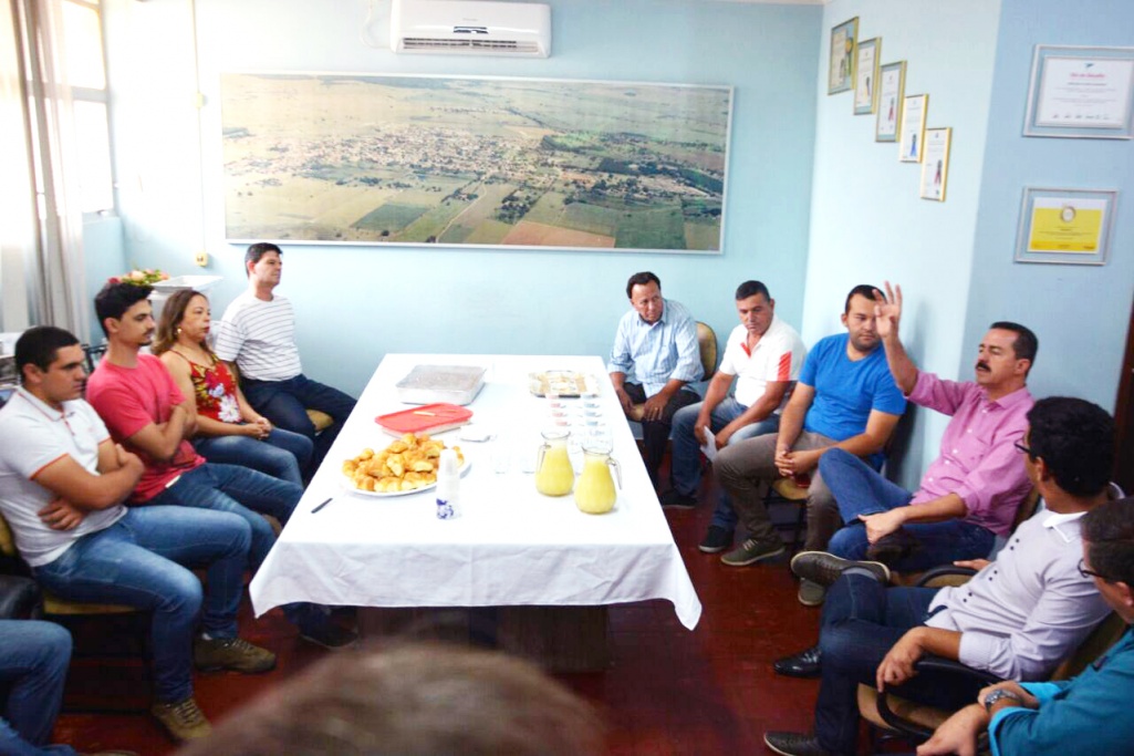 Deputado Itamar Borges visita Barbosa