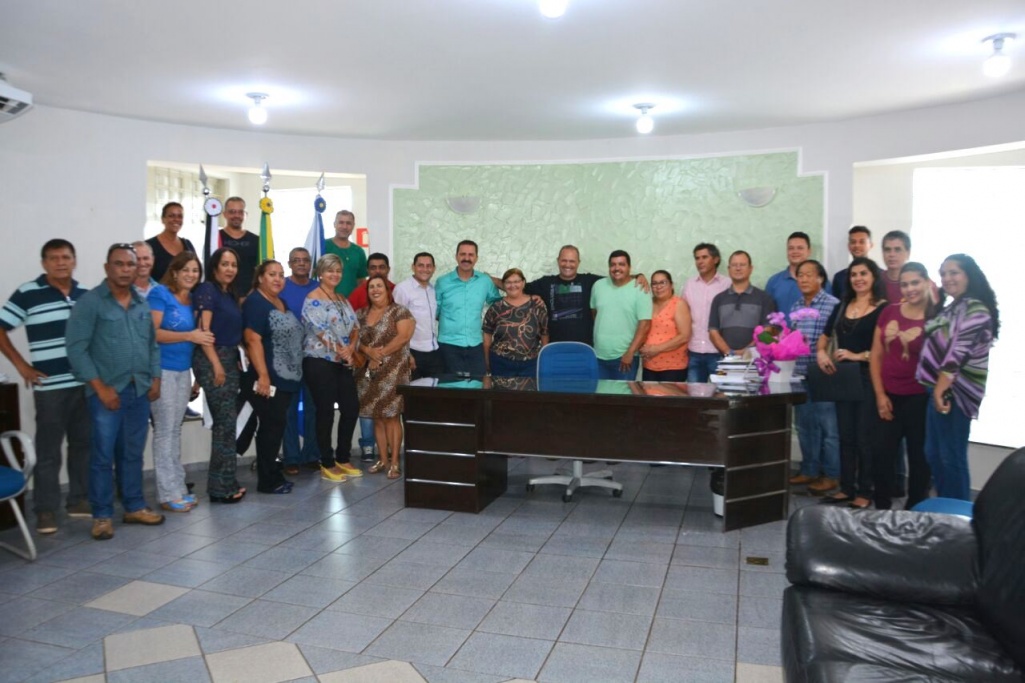 Deputado Itamar Borges visita Castilho