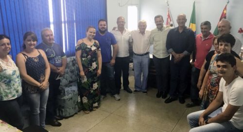 Deputado Itamar Borges visita Cândido Rodrigues