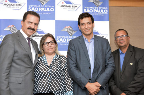 Altair assina convênio para projeto de construção de Casas da CDHU