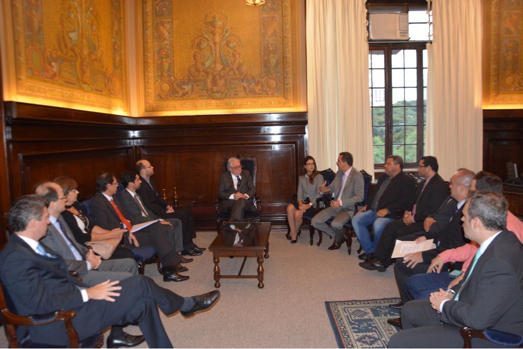 Comitiva e Itamar Borges pedem prioridade na construção do novo prédio do Fórum da Comarca de Urânia na Secretaria e no Tribunal de Justiça