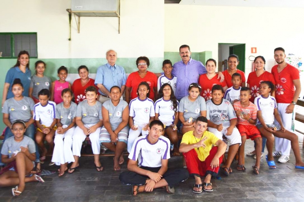 Em Fernandópolis, deputado Itamar Visita Santa casa e Associação Maria João de Deus