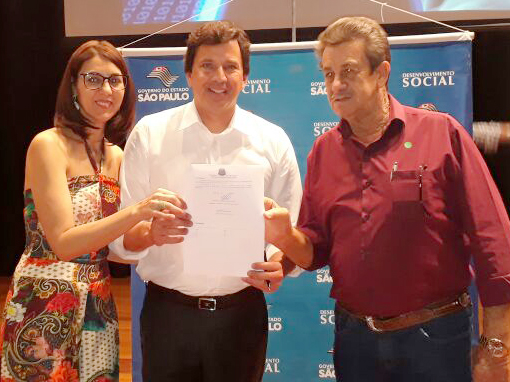 Dirce Reis recebe recursos para investir em atendimento social