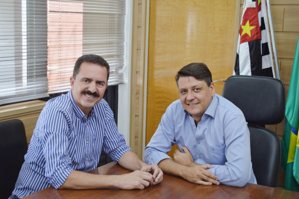 Em Fernandópolis, deputado Itamar visita prefeito André Pessuto e entidades de Saúde