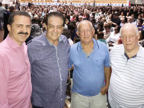 Padre Alessandro Campos se apresenta em São José do Rio Preto