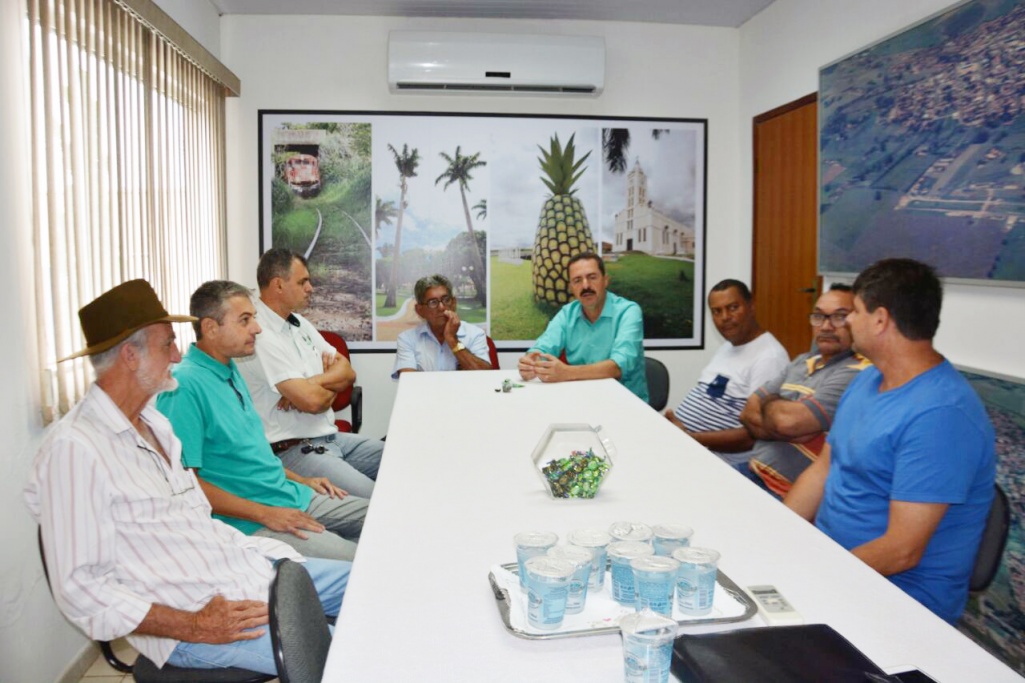 Deputado Itamar Borges visita Guaraçaí