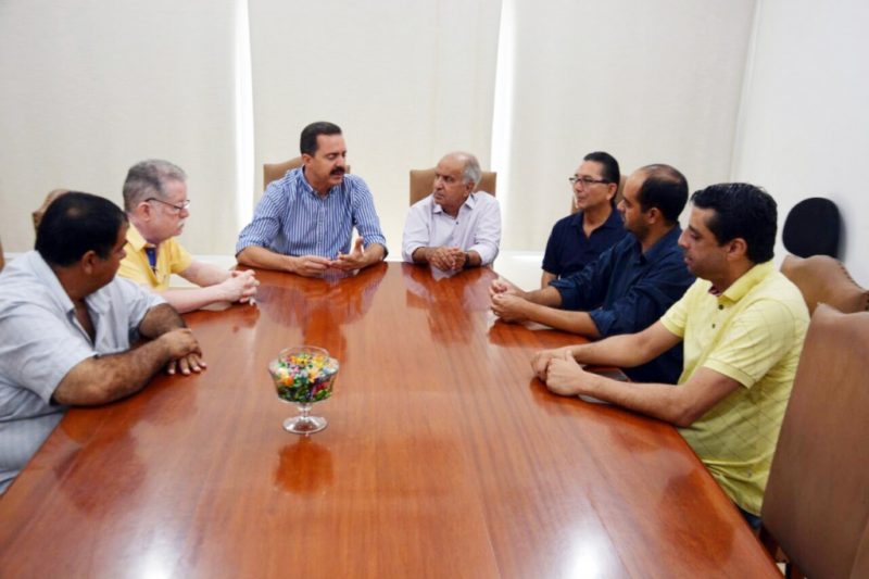 Pereira Barreto recebe deputado Itamar Borges