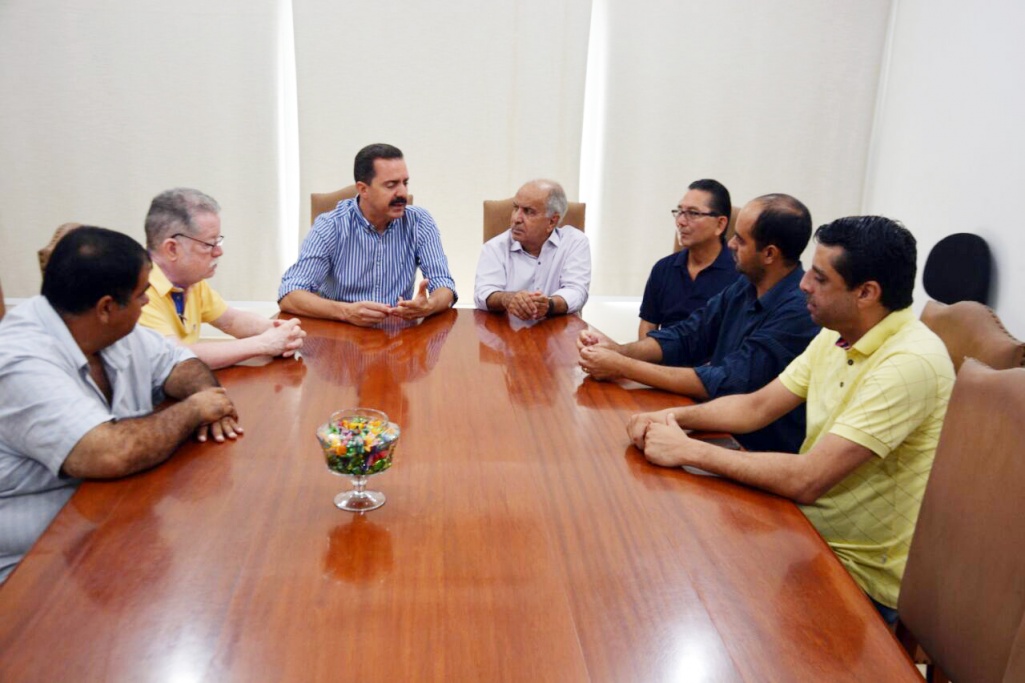 Pereira Barreto recebe deputado Itamar Borges