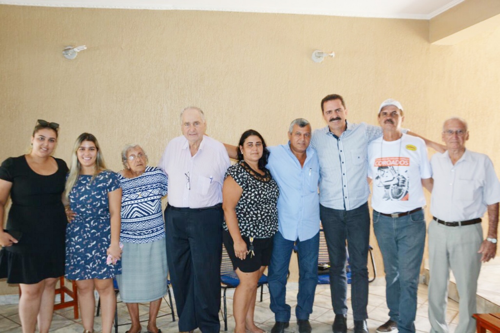 Deputado Itamar Borges visita Coroados