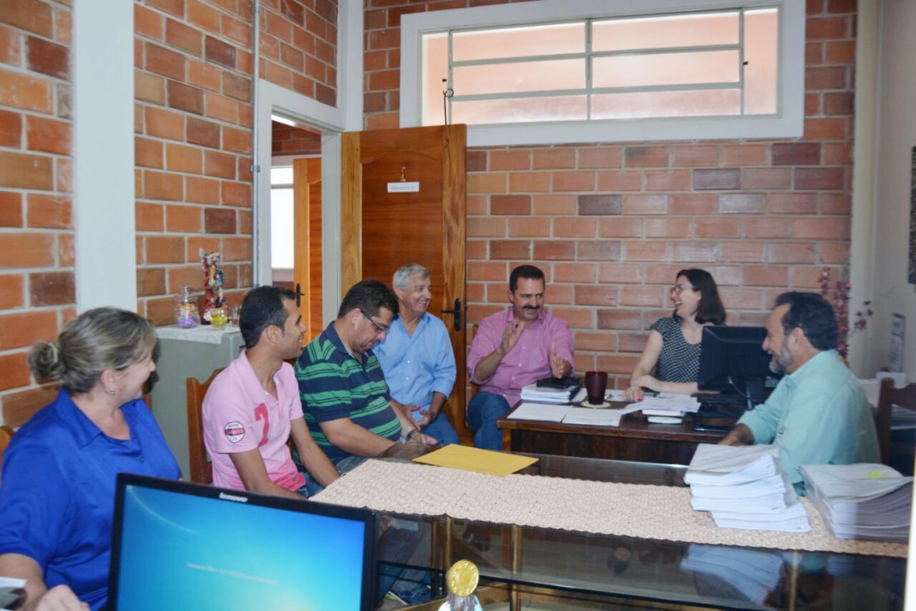 Deputado Itamar Borges visita Nhandeara