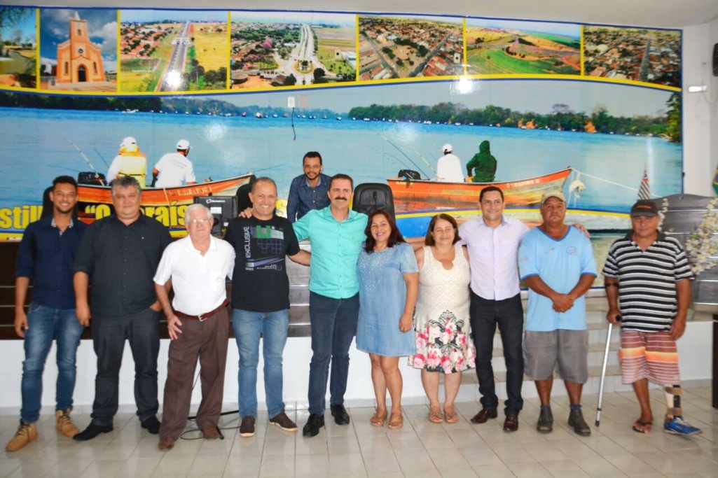 Deputado Itamar Borges visita Castilho