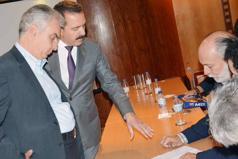 José Bonifácio assina convênio para projeto de construção de Casas da CDHU