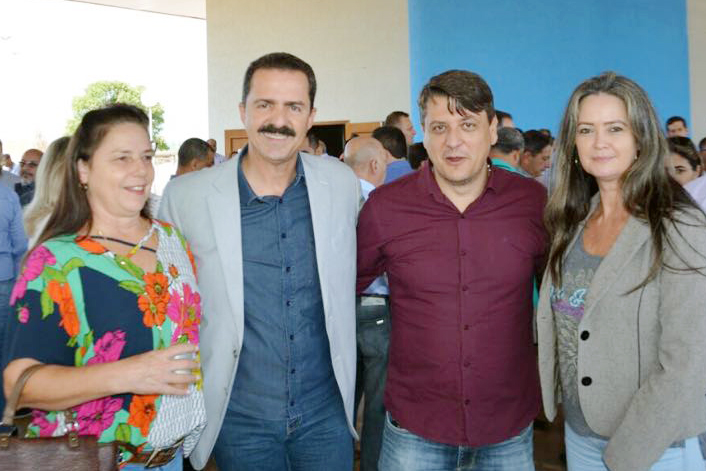 Indiaporã formaliza adesão ao Programa Internet para Todos