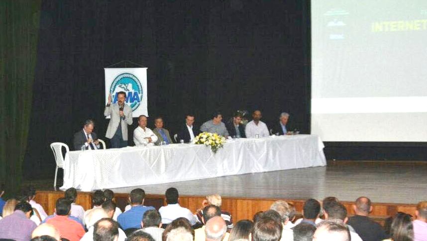 Municípios assinam adesão ao ‘Programa Internet para Todos’