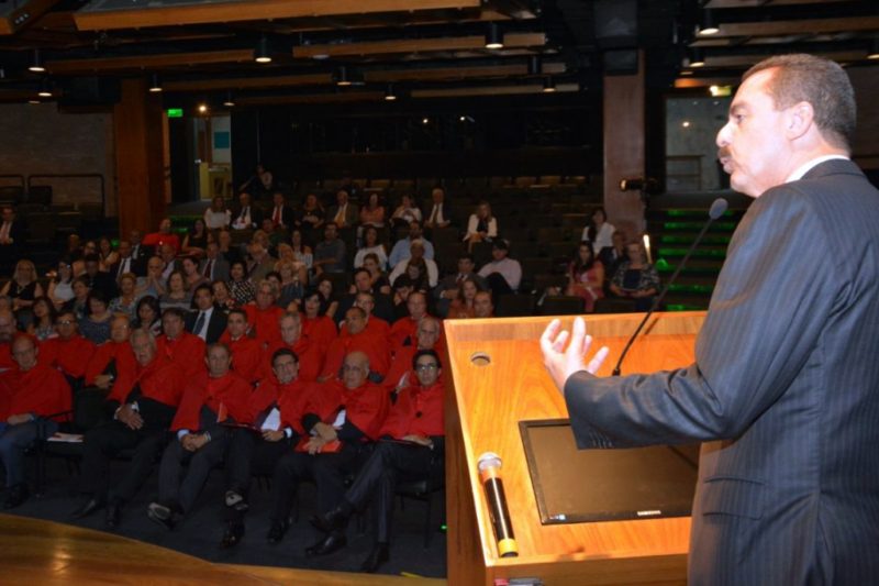 Domingos Chiomento é empossado presidente da Academia Paulista de Contabilidade