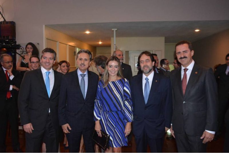 APAMAGIS empossa nova diretoria