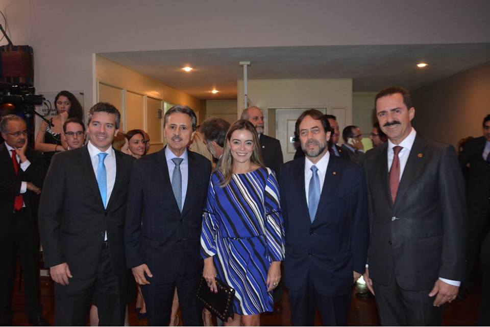 APAMAGIS empossa nova diretoria