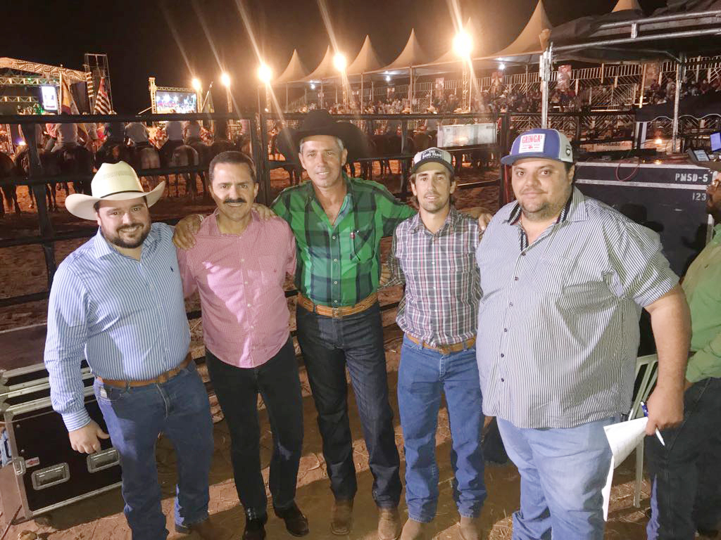 Deputado Itamar Borges visita Rodeio Show de Neves Paulista