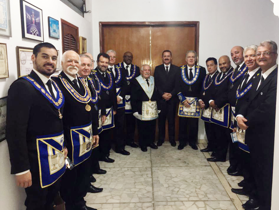 Venerável mestre Johny Cesar Costa reassume a loja maçônica Sagrada Família 3561