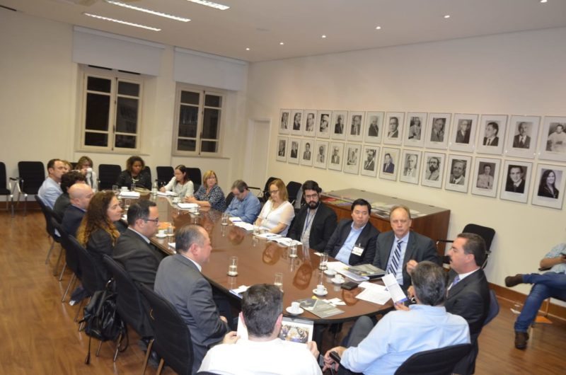 FREPEM apresenta proposta de criação de um Comitê Gestor ao secretário João Cury