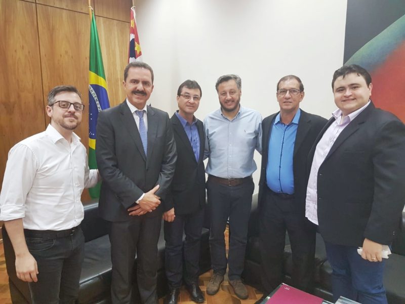 Deputado Itamar e prefeito Bigo buscam recursos para a Educação de Cosmorama