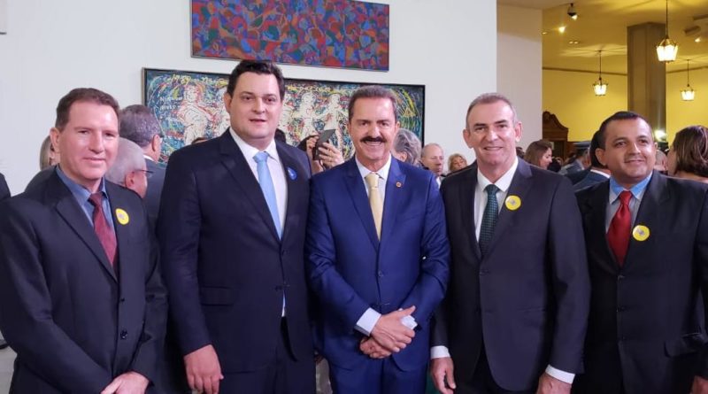 Deputados Itamar Borges e Geninho, prefeito Ademir e vice-prefeito Alcir participam da posse do governador em São Paulo