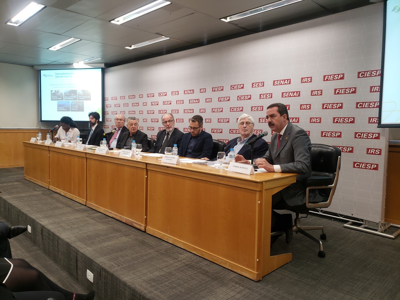 Fiesp reúne especialistas para falar sobre acesso ao crédito para micro, pequenas e médias indústrias