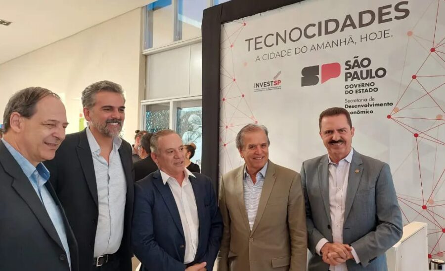 Rodrigo Garcia visita a Etec Philadelpho Gouvea Netto, em …