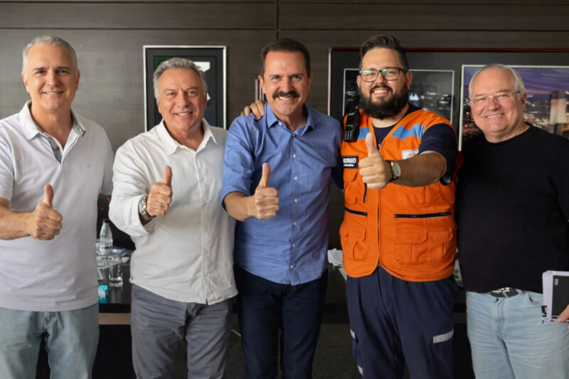 ITAMAR BORGES ACOMPANHA OBRAS DE LIMPEZA DO RIO JAÚ E REFORÇA AÇÕES DE PREVENÇÃO A ENCHENTES