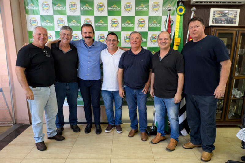 ENCONTRO EM BORACEIA REFORÇA DIÁLOGO E PARCERIA PELO DESENVOLVIMENTO DO MUNICÍPIO